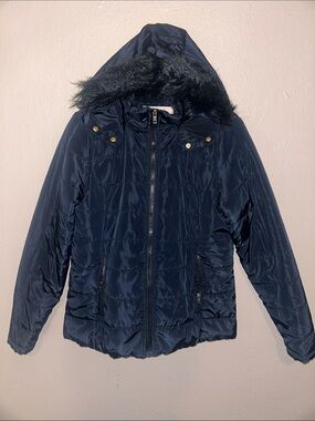 (FREE when bundled) Navy blue puffer jacket